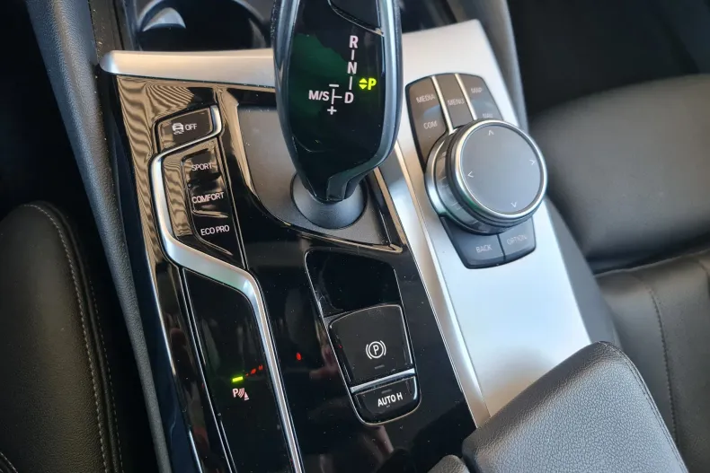 BMW Seria 5 din 2022 cu 95.900 km - oferta BMW122979 - foto 17