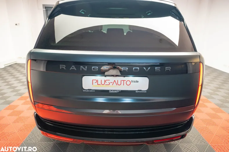 Land Rover Range Rover din 2024 cu 2.568 km - oferta LAN122980 - foto 5
