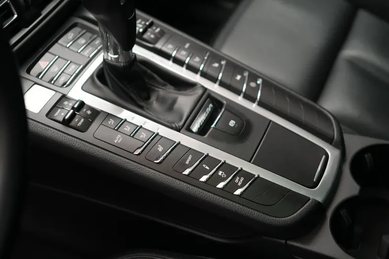 Porsche Macan din 2020 cu 74.200 km - oferta POR122982 - foto 15