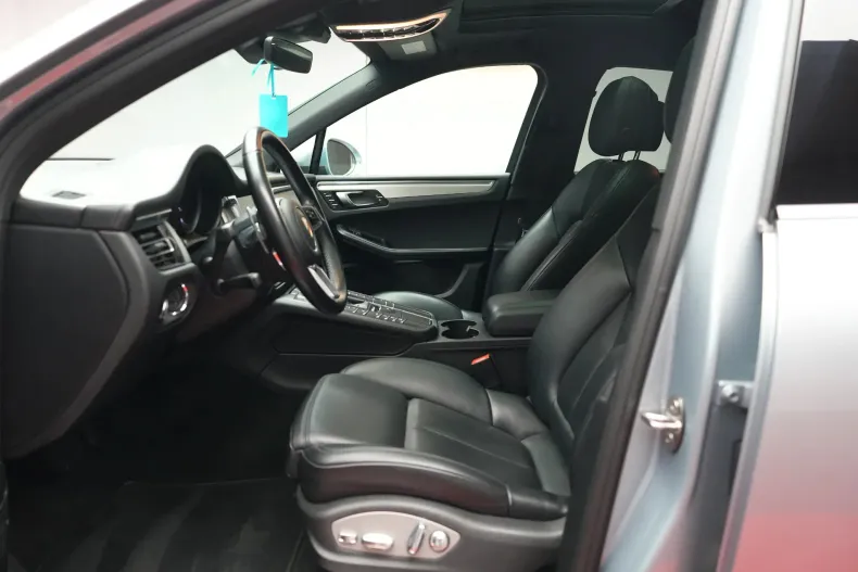 Porsche Macan din 2020 cu 74.200 km - oferta POR122982 - foto 20