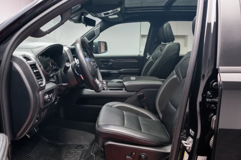 Dodge RAM din 2023 cu 49.900 km - oferta DOD122984 - foto 14