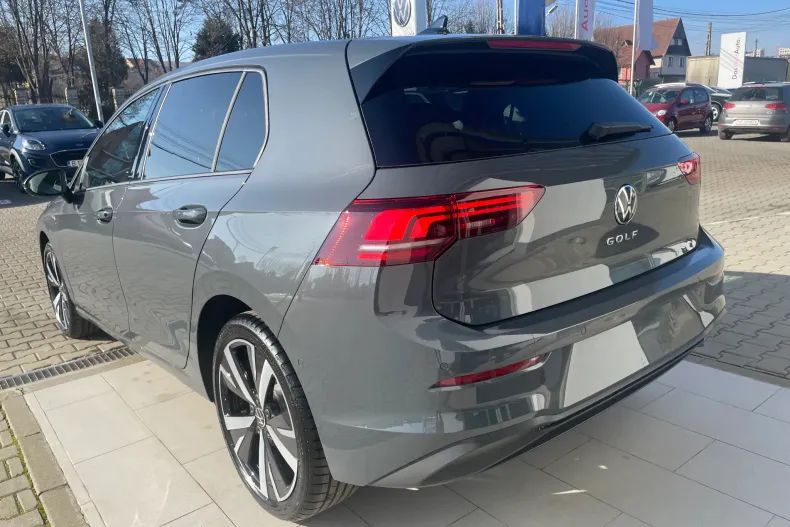 Volkswagen Golf din 2024 cu 1 km - oferta VOL123002 - foto 6