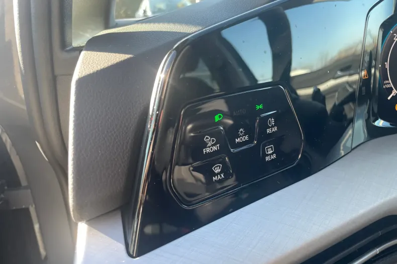 Volkswagen Golf din 2024 cu 1 km - oferta VOL123002 - foto 11