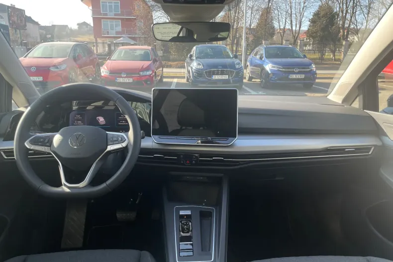 Volkswagen Golf din 2024 cu 1 km - oferta VOL123002 - foto 13