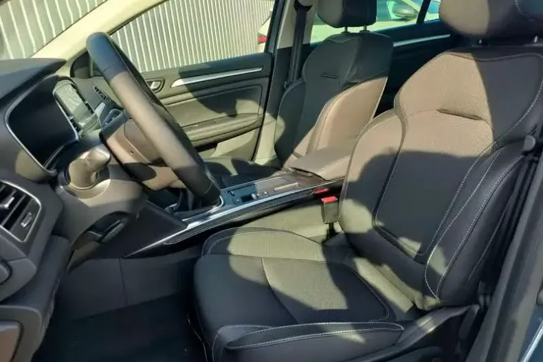 Renault Megane din 2024 cu 20 km - oferta REN123007 - foto 4