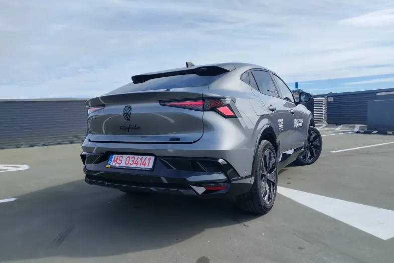 Renault Rafale din 2024 cu 2.031 km - oferta REN123009 - foto 10