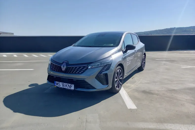 Renault Clio din 2023 cu 2.845 km - oferta REN123010 - foto 3