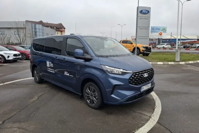 Ford Tourneo Custom din 2024 cu 35.900 km - oferta FOR123014 - foto 4