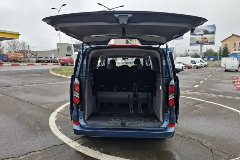 Ford Tourneo Custom din 2024 cu 35.900 km - oferta FOR123014 - foto 8