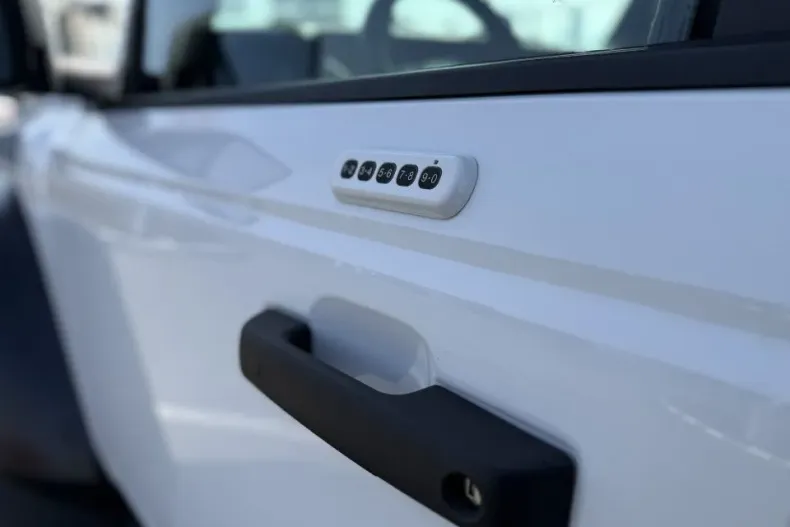 Ford Bronco din 2023 cu 12.344 km - oferta FOR123017 - foto 13