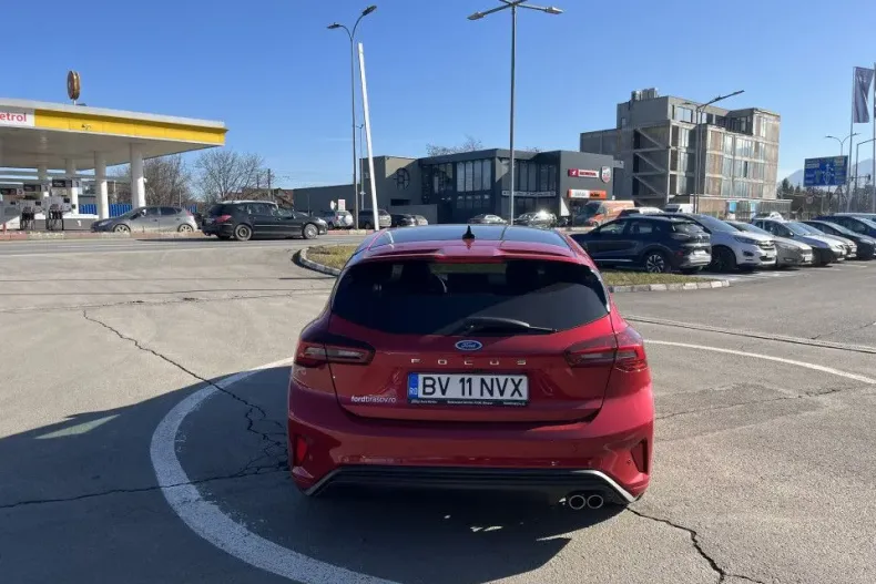 Ford Focus din 2024 cu 14.000 km - oferta FOR123019 - foto 4