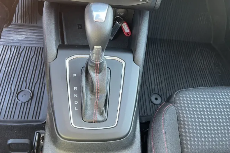 Ford Focus din 2024 cu 14.000 km - oferta FOR123019 - foto 18