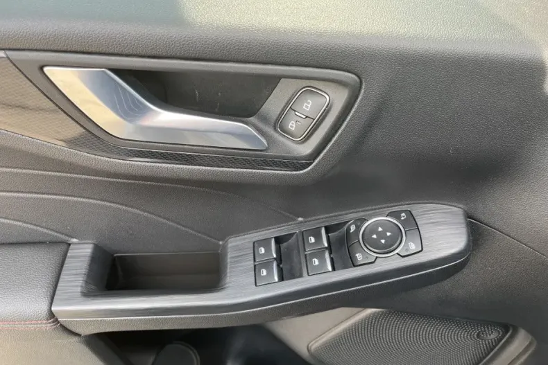 Ford Kuga din 2022 cu 51.561 km - oferta FOR123020 - foto 10