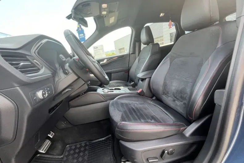 Ford Kuga din 2022 cu 51.561 km - oferta FOR123020 - foto 21