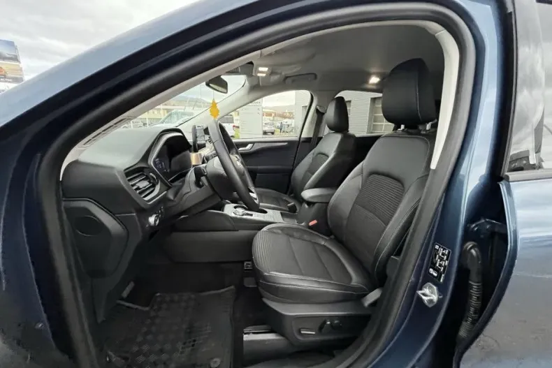 Ford Kuga din 2021 cu 51.209 km - oferta FOR123022 - foto 19