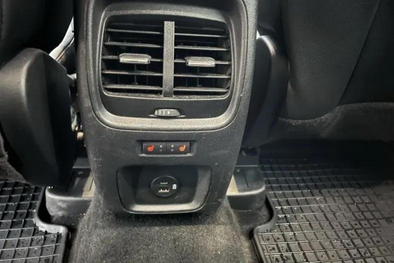 Ford Kuga din 2021 cu 51.209 km - oferta FOR123022 - foto 21