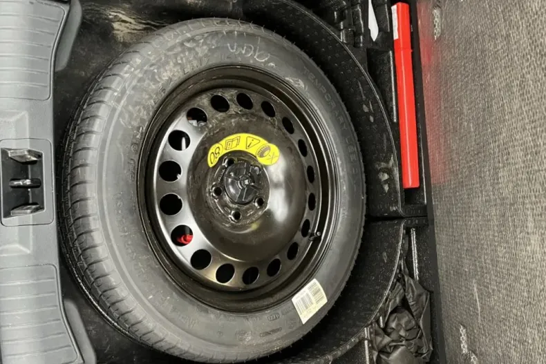 Ford Kuga din 2021 cu 51.209 km - oferta FOR123022 - foto 23