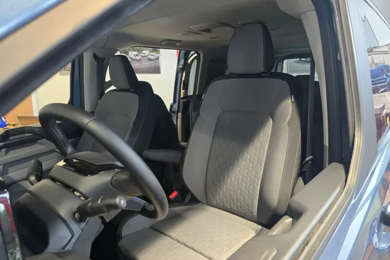 Ford Tourneo Custom din 2025 cu 1 km - oferta FOR123044 - foto 15