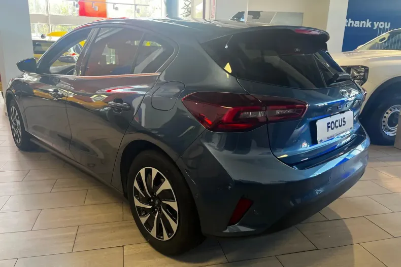 Ford Focus din 2025 cu 1 km - oferta FOR123047 - foto 2