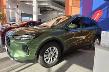 Ford Kuga din 2025 - oferta FOR123050