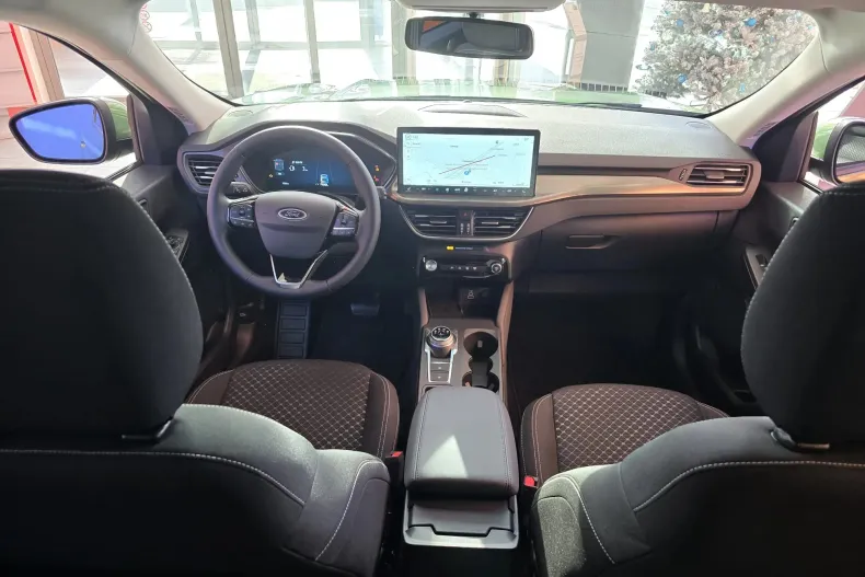 Ford Kuga din 2025 cu 1 km - oferta FOR123050 - foto 6