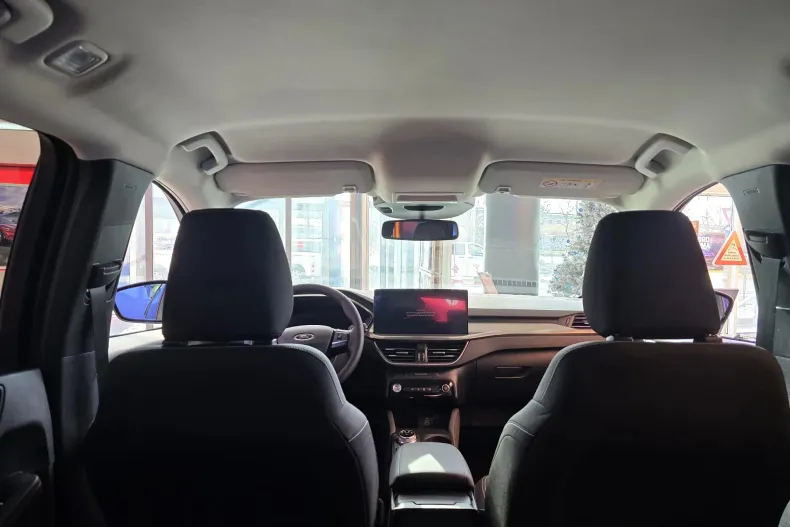 Ford Kuga din 2025 cu 1 km - oferta FOR123050 - foto 16