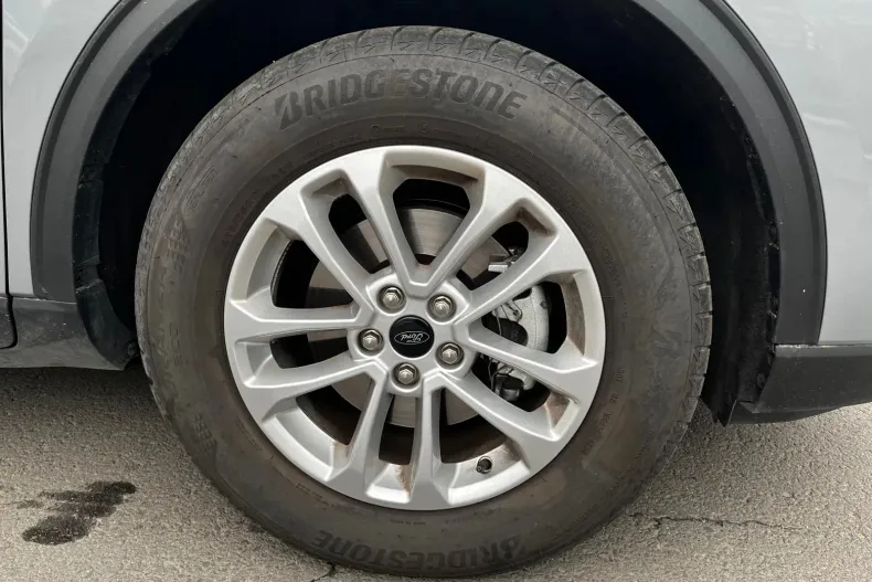 Ford Kuga din 2024 cu 6.000 km - oferta FOR123054 - foto 7