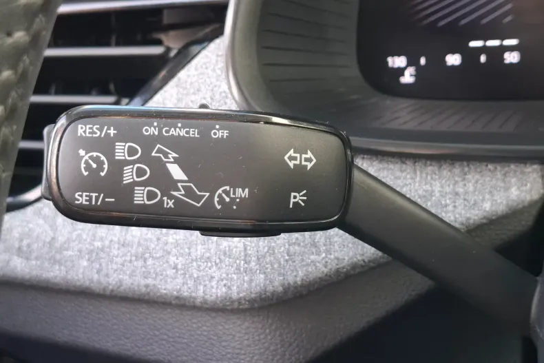 Skoda Scala din 2024 cu 14.318 km - oferta SKO123056 - foto 13