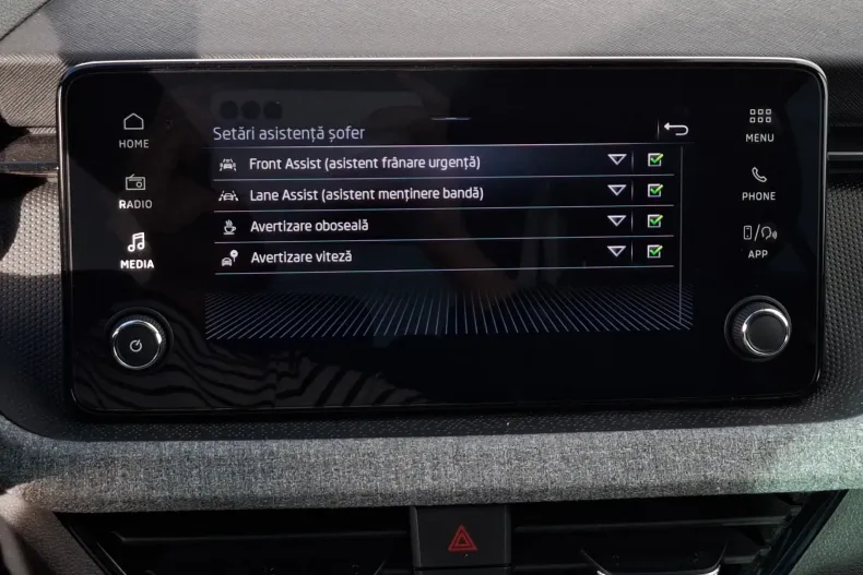 Skoda Scala din 2024 cu 14.318 km - oferta SKO123056 - foto 27