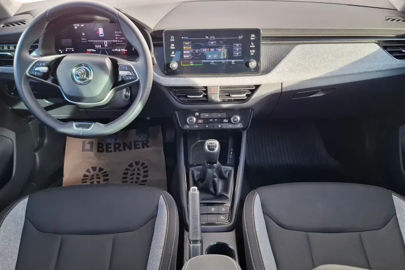 Skoda Scala din 2024 cu 14.318 km - oferta SKO123056 - foto 38