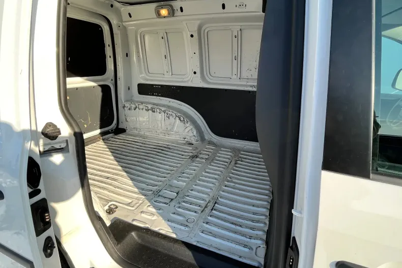 Volkswagen Caddy din 2020 cu 151.882 km - oferta VOL123058 - foto 22