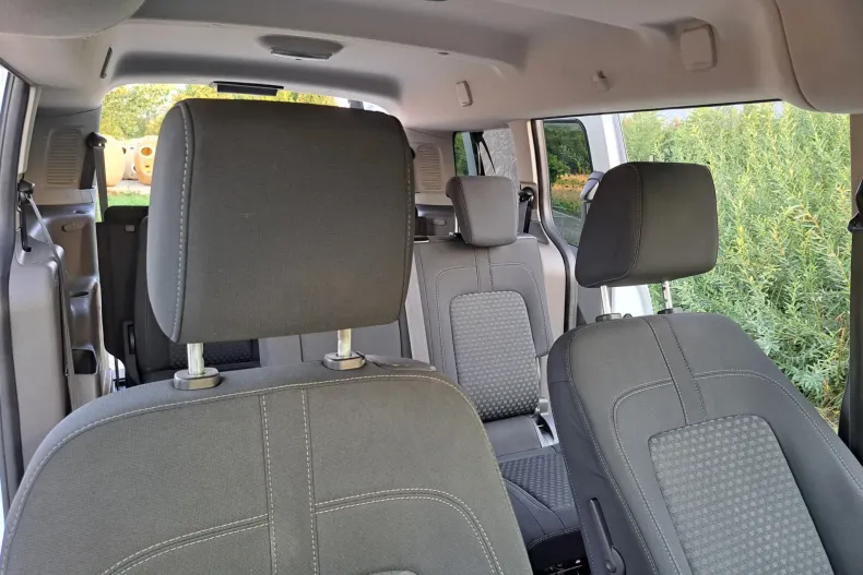 Ford Transit Connect din 2020 cu 172.196 km - oferta FOR123061 - foto 15