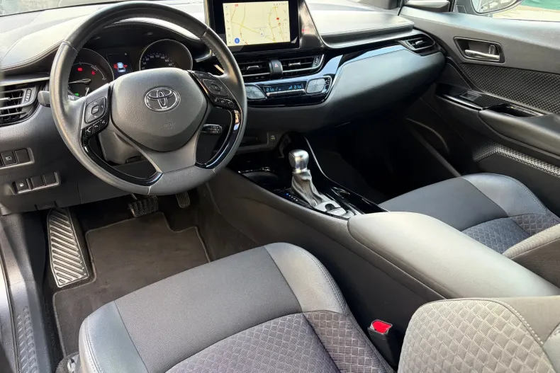 Toyota C-HR din 2022 cu 111.100 km - oferta TOY123065 - foto 7
