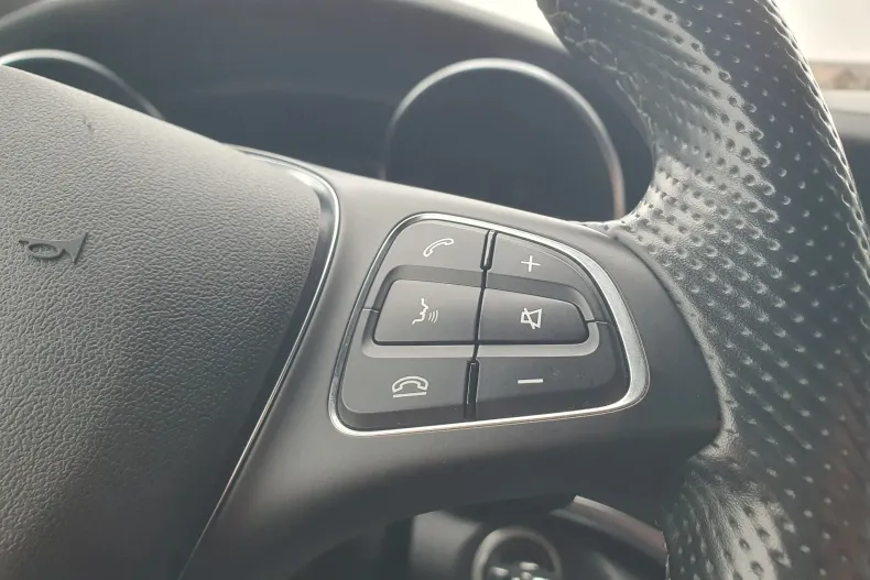 Mercedes-Benz V din 2021 cu 95.000 km - oferta MER123086 - foto 18