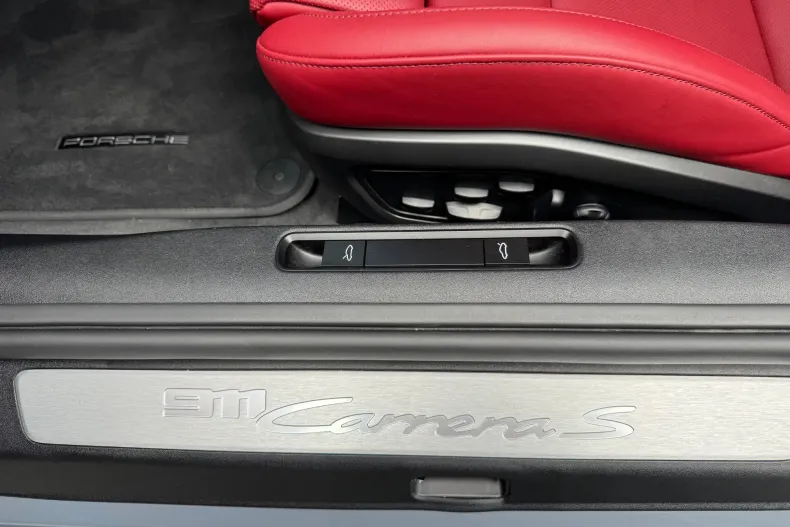 Porsche 911 din 2024 cu 6.500 km - oferta POR123088 - foto 21