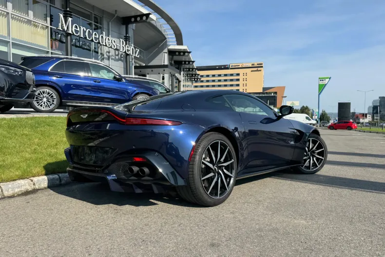 Aston Martin V8 Vantage din 2019 cu 28.276 km - oferta AST123089 - foto 2