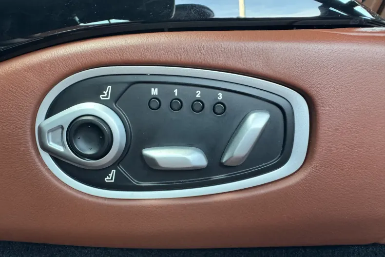 Aston Martin V8 Vantage din 2019 cu 28.276 km - oferta AST123089 - foto 18