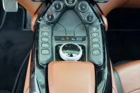 Aston Martin V8 Vantage din 2019 cu 28.276 km - oferta AST123089 - foto 24