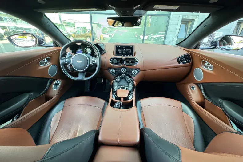 Aston Martin V8 Vantage din 2019 cu 28.276 km - oferta AST123089 - foto 26