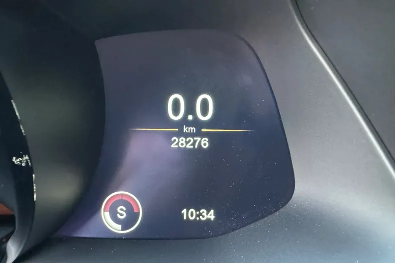 Aston Martin V8 Vantage din 2019 cu 28.276 km - oferta AST123089 - foto 30