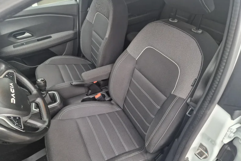 Dacia Jogger din 2023 cu 90.381 km - oferta DAC123090 - foto 12