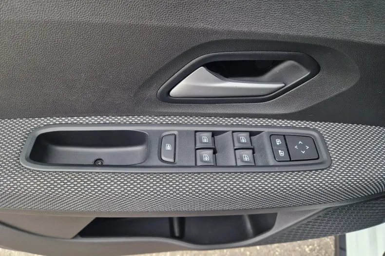 Dacia Jogger din 2023 cu 90.381 km - oferta DAC123090 - foto 14