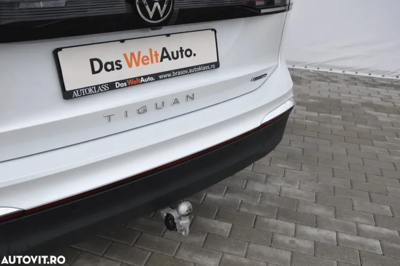 Volkswagen Tiguan din 2024 cu 10.044 km - oferta VOL123094 - foto 40