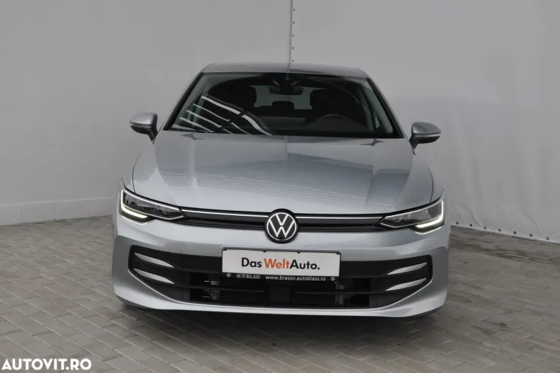 Volkswagen Golf din 2025 cu 11.000 km - oferta VOL123100 - foto 9