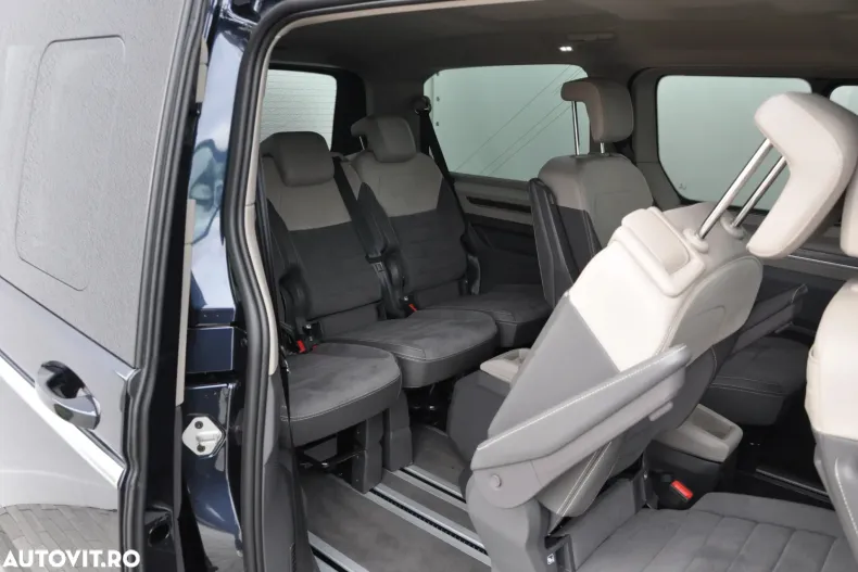 Volkswagen Multivan din 2025 cu 4.000 km - oferta VOL123104 - foto 15