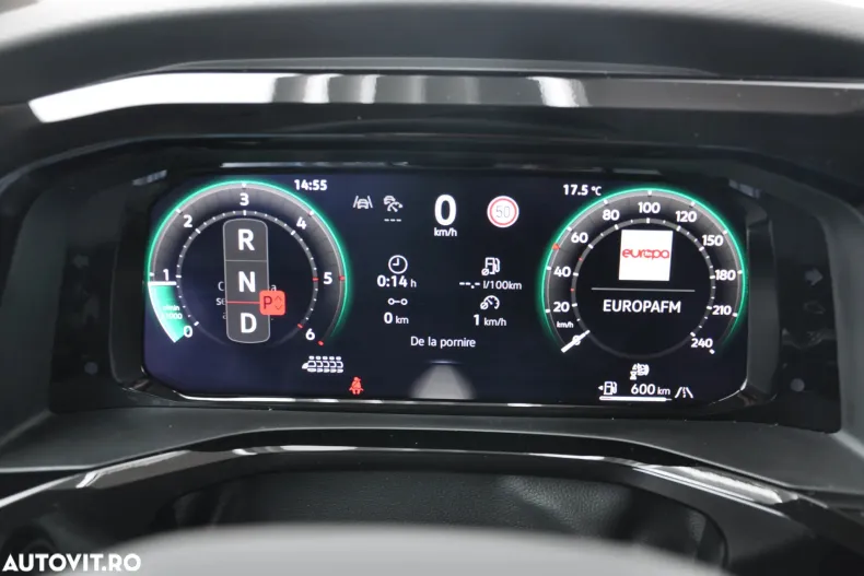 Volkswagen Multivan din 2025 cu 4.000 km - oferta VOL123104 - foto 26