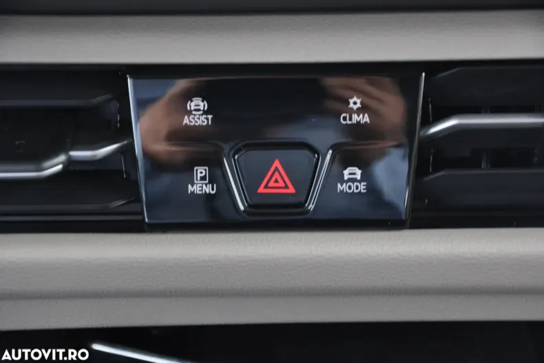 Volkswagen Multivan din 2025 cu 4.000 km - oferta VOL123104 - foto 33