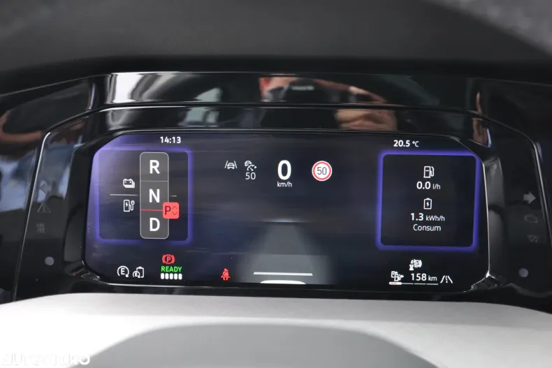 Volkswagen Golf din 2025 cu 6.000 km - oferta VOL123105 - foto 16