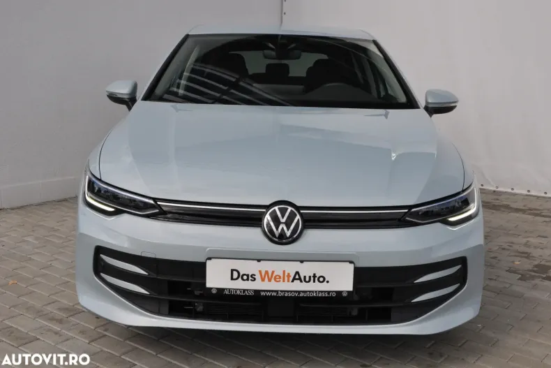 Volkswagen Golf din 2025 cu 4.000 km - oferta VOL123107 - foto 8