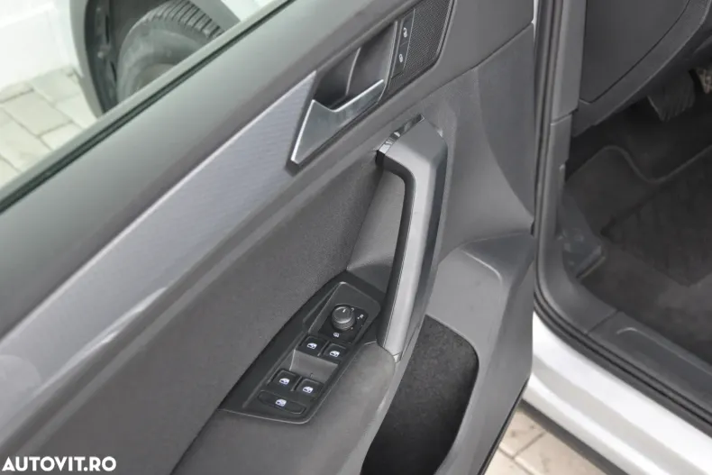 Volkswagen Tiguan din 2023 cu 47.865 km - oferta VOL123118 - foto 10